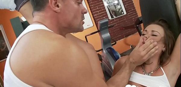  Training in the gym and relaxing on cock